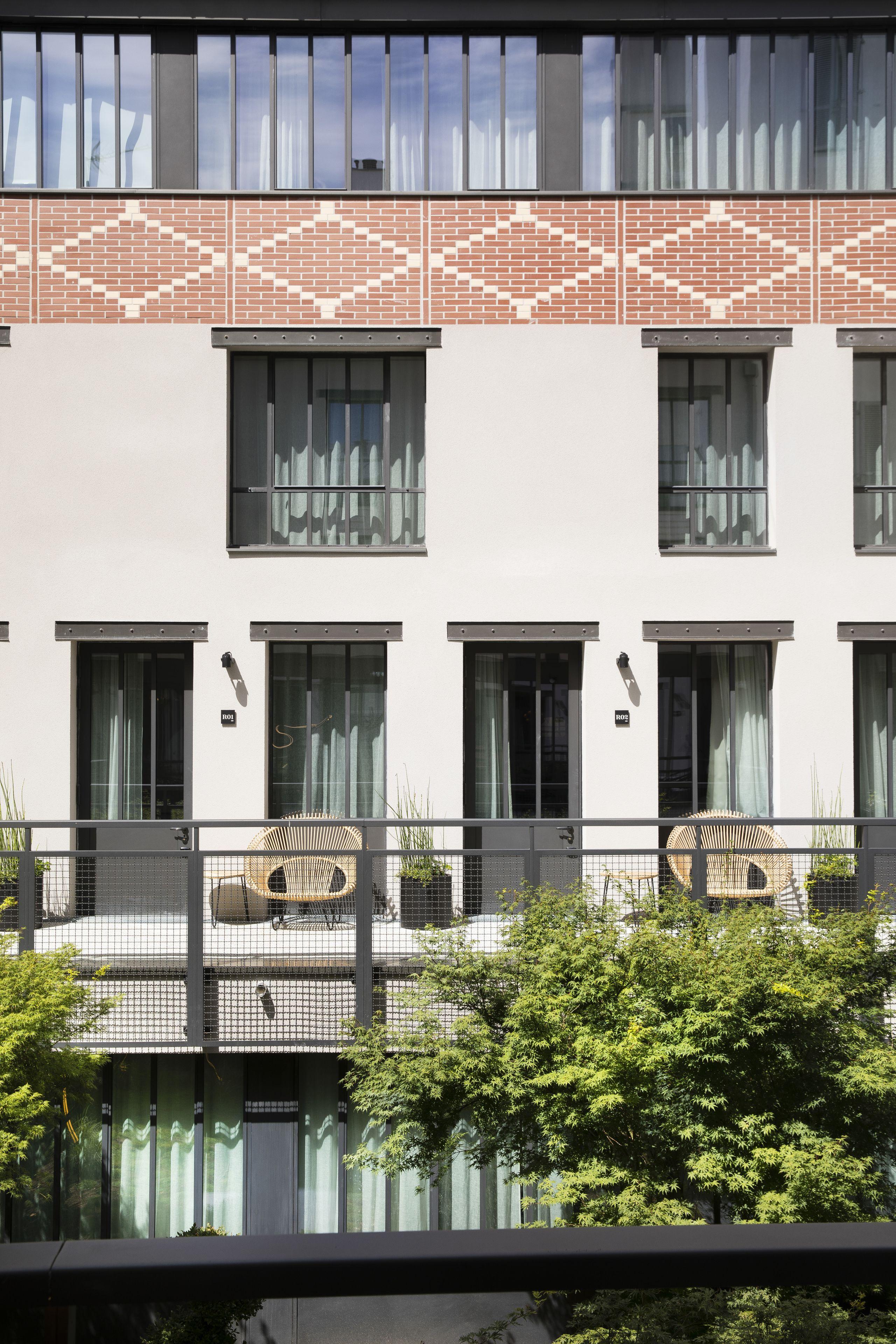 Les Deux Girafes Paris